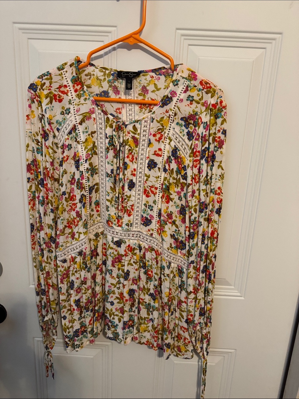 Jessica Simpson White Floral Lace-Trim Peasant Tunic